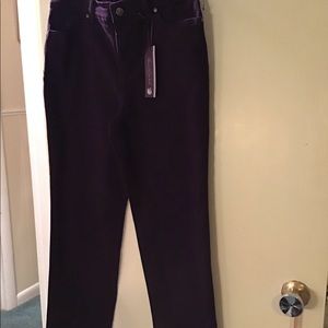 Gloria Vanderbilt ladies size 8 NWT